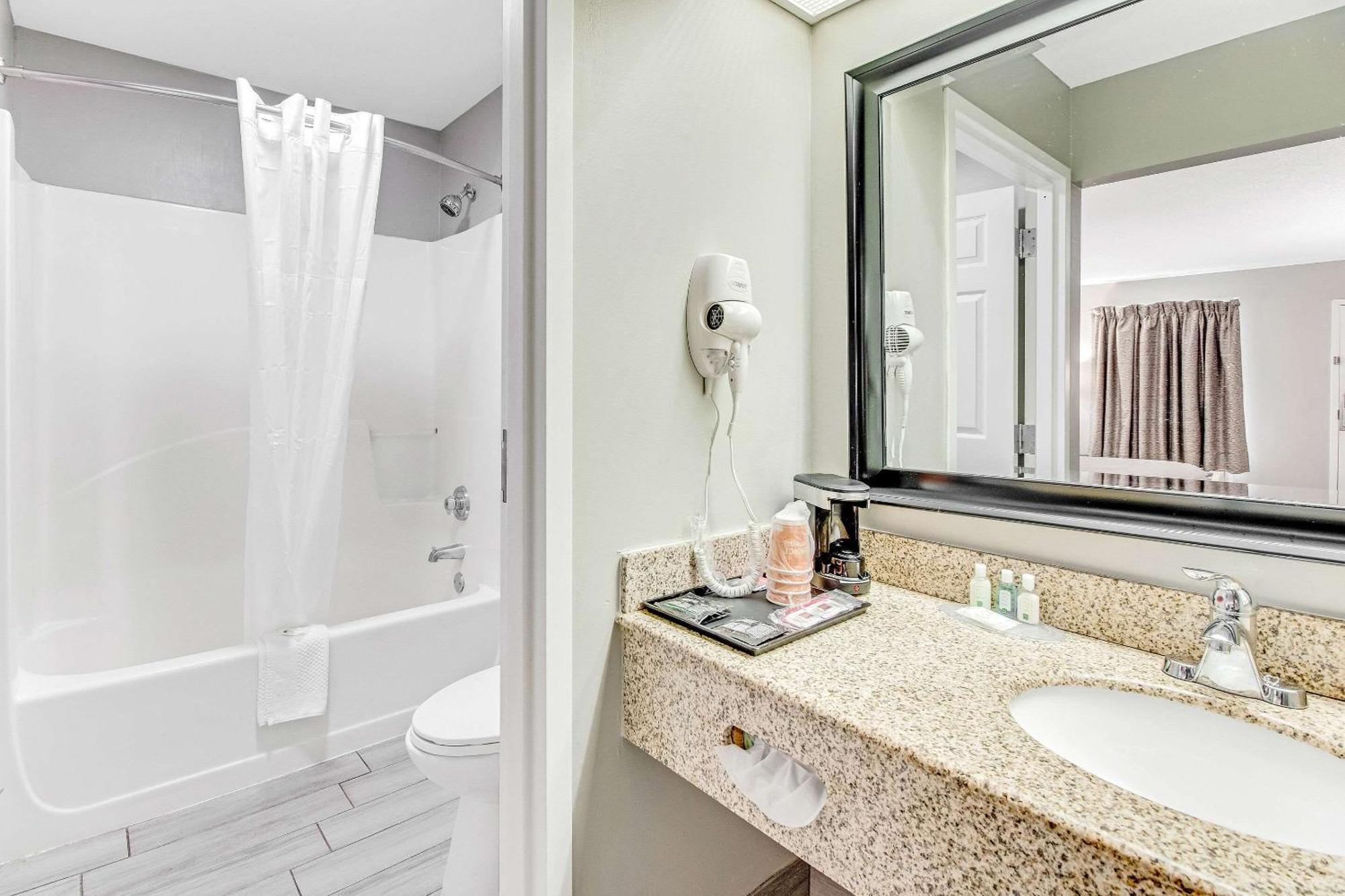 Quality Inn - White House Esterno foto